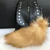 100% verklig äkta Cystal Fox Fur Tail Keychians Cosplay Toy Keyrings Car Keychain Bag charm Tassels258g