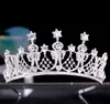 coroas de casamento e tiaras