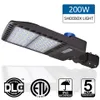 USA-lager LED-parkeringslampor 300w 200w 150w 100w LED-skokartong Gatubelysningsarmatur med fotocell 5000K IP65