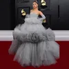 Puffy Silver Ball-toga Prom Jurken Strapless Tiered Tule Tutu Rokken Plus Size Avondjurk zonder handschoenen Red Carpet Dress Vestidos