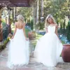 2020 Ny Enkel Sexig En Linje Bohemian Bröllopsklänningar Spaghetti Sweetheart Backless Tiered Tulle Boho Bridal Gowns Bröllopsklänning Billiga Custom