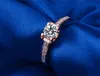 Trasporto di goccia Moissanite Diamond Engagement Ring Belle rosa 18 carati Anelli Solid Gold per le donne AU750 timbrato all'ingrosso