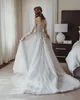 Vit En Linje Bröllopsklänningar V Neck Långärmad Applique Ruched Wedding Gown Sweep Train Robe de Mariée