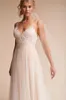 Vintage Style A line V Neck Sweep Train Tulle Beach Wedding Dresses Lace Top Backless Country Bridal Gowns Wedding Dress robe de mariée