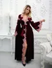 Kobiety Zima Sexy Aksamitna Lady Pildwear Kobiety Bathrobe V Neck Nightgown Burgundia Koronkowa Szata Prom Druhna Szal