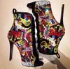 Hot Sale- Hakken Zomer Sandalen Laarzen Crystal Covered Comic Enkle Booties Multicolor Diamond Sexy Stiletto Pumps Dames