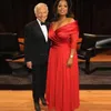 Plus Size Red Oprah Winfrey Off Shoulder A-Linie Abendkleider 1/2 Ärmel gerafftes Chiffon-Kleid für die Brautmutter Formelle Kleider