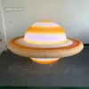 Éclairage personnalisé planète Saturne gonflable la sixième planète du système solaire entourée d'anneaux pour la décoration de plafond/sol