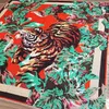 Totalmente nova qualidade de boa qualidade 50 seda 50 material de lã Impressão Floral Tiger Pattern Squardos quadrados para mulheres tamanho 130cm 130cm22888778