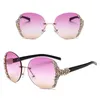 Luxury Designer Sunglasses With Rhinestone Vintage Rimless Women Big Round Sun Glasses Shiny Diamond 7 Colors Wholesale