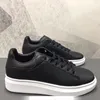 2021 Designer Mannen Vrouwen Casual Schoenen Zwart Wit Rood Goud Leer Platte Modeontwerpers Trainer Sneakers Maat 36-44