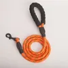 New Pet Supplies crochet corde circulaire corde de traction de chien avec ceinture réfléchissante en nylon de chien de chaîne légère réfléchissante en toute sécurité appropriée aux chiens moyens / grands