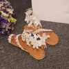 Sandalen Mode Design Offene Zehen Blume Flache Ferse Frau Spitze Weiß Braut Peed Summer Shoe Beach