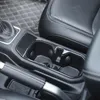 Cubierta decorativa para portavasos de agua frontal de fibra de carbono para Jeep Wrangler JL 2018 Outlet de fábrica Alta calidad Auto interno Ac2500