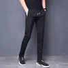 Pantalon d'été Mens Skinny Stretch Coréen Casual Slim Slim Fit Fit Chino Taille Elastique Jogger Pantalon Homme Noir Bleu SH190915