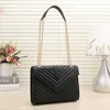 style shoulder bag