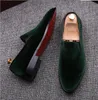 Vintage Velvet Homens Casuais Sapato Verde Verde Mocassins Respenhado Flats Chinelos Mocassins Vermelho Bottoms Men Shoe Zapatos Hombr Tamanho: EU39-44