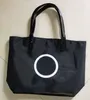 Clássico preto c moda armazenamento bolsa de ombro grande capacidade sacos de compras feminino lazer fardo para senhoras itens favoritos wogue vip 225y