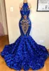 Abiti da ballo a sirena blu royal 2019 Halter in pizzo applicato Splendida gonna floreale 3D Abiti da sera per feste di ballo per ragazze nere BC121289o