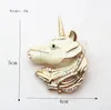 Mode-Nieuwe Unicorn Fairy Tale Romantische Meisje Emaille Rhinestone Broche Broch Collier Hanger Dual-Use Gemengde Batch