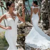 Abiti da sposa a sirena da spiaggia 2019 Abiti da sposa estivi senza schienale in raso con applicazioni di pizzo con paillettes Boho vestido de novia