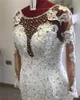 Prawdziwy obraz Suknie ślubne Syrenki Klejnot Neck Illusion Lace Aplikacje Kryształ Zroszony Długie Rękawy Sąd Pociąg Suknie Bridal Custom Made