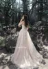 2019 Romantic A-line Wedding Dress Vintage Sweetheart Neck Sleeveless Lace Bridal Gown Plus Size Custom Made