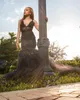 Nero 2019 Mermaid Prom Dresses Lungo scollo a V Pizzo Spaghetti Perline Backless Tiered Tulle Corte dei treni Abiti da sera formale Abiti robes de bal