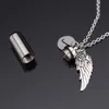 クレーメーションジュエリークリエイティブ26文字の灰色のネックレスの灰色のネックレスのための灰色の翼のシリンダーステンレス鋼記念ペンダント