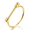 Moda Horseshoe Screw puxleta de bracelete dourado Bulbagens de aço inoxidável para mulheres Love Bracelet por atacado