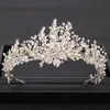 Trendy Handmade Königin Gold-Hochzeit Tiara-Perlen-Kristallblumen-Brautkrone Haarschmuck Kopfschmuck Hochzeit Haarschmuck