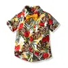 INS Baby Jungen Shirts Sommer blatt Gedruckt Fliege Schuss Ärmel Revers Kinder Casual Hemd Hawaii Stil Kinder Mode Tops y1941