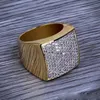 Iced Out Ringen voor Mannen Luxe Designer Mens Bling Diamond Square Gold Ring Koper Zirkoon 18K Vergulde Bruiloft Engagement Sieraden