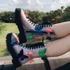 Arqa 2019 Ny platt-botten kvinnlig sexig spets-up magiska färg transparenta kvinnors skor fjäril förälder-barn kvinnors stövlar