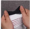 Утолщение баскетбол элитные спортивные носки скольжения доказательство дышащий мужские носки с низким уровнем конца полотенце дно в середине ствола