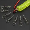 100 stks / partij Vissen Haak Zachte Aas Spring Centraling Pins Vaste Latch Naald Lente Twist Crank Lock voor Soft Lure Vergrendeling