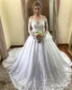 Modest manga comprida uma linha vestidos de noiva de renda 2020 árabe fora do ombro appliqued vestidos de noiva com trem tribunal plus size vestido de maternidade