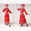 HMONG服女性中国の伝統的な民俗ダンスの衣装赤いMiaoアパレル刺繍の花のドレス民族の舞台服
