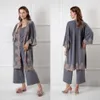 Kobiety Sexy Sleepwear Kobiety Szlafrok Satin Aplikacja Grey Cloak Dwa kawałki Długość kostki Robe Prom Druhna Shawel