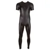 Sexo bodysuit sexy masculino couro catsuit roupas masculinas clubwear um peice manga curta macacão preto masculino t camisa com zíper calças280y