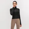 Veste de Sport de Yoga en tissu au toucher nu pour femmes, coupe cintrée, fermeture éclair complète, manteau de Fitness côtelé avec deux poches/trous pour les pouces, à la mode