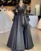 Colore nero Abiti per la madre della sposa A-line maniche lunghe Formale Madrina Serata di nozze Ospiti della festa Abito Plus Size Personalizzato Ma225P