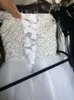 Beaded Tulle Ball Gown Bröllopsklänning 2020 Vit Elfenben Längd Brudklänningar Nya Brudklänningar Vestidos de Novia Sweetheart / Off Shoulder