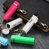 Färgrik Mini Plastic Key Buckle Portable Ashtray Innovativ design Skräp för cigarett Bong Rökning Rör Hög kvalitet