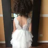 Abito da ragazza di fiore infantile in pizzo bianco Abito da tutù da principessa per bambini Abito da prima comunione per bambina boho chic con perline a strati