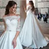 Princesse arabe robe de mariée Boho 2019 dentelle demi manches robes de mariée Bateau à lacets Satin dinde robe de mariée pas cher