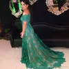 Mãe formal de renda verde escuro da noiva noivo vestidos off ombro de manga curta varrer trem vestidos de festa de noite plus tamanho personalizado