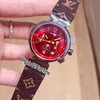 Новый Q13250 Стальный корпус Red Dial Japan Quartz Chronograph Wamens Watch коричневые кожаные ремешки Lady Ladies Watches Spectwatch Pure -Time F08233620