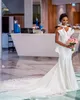 2019 witte trouwjurken hoge hals mouwloze satijn bruidsjurken kant sweep trein zeemeermin trouwjurk goedkoop