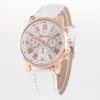 Hot Sales Unisex Geneva Läder Pu Quartz Klockor Män Kvinnor Mode Casual Roma Män Vakt Casual Dress Rose Gold Wrist Watches YD002